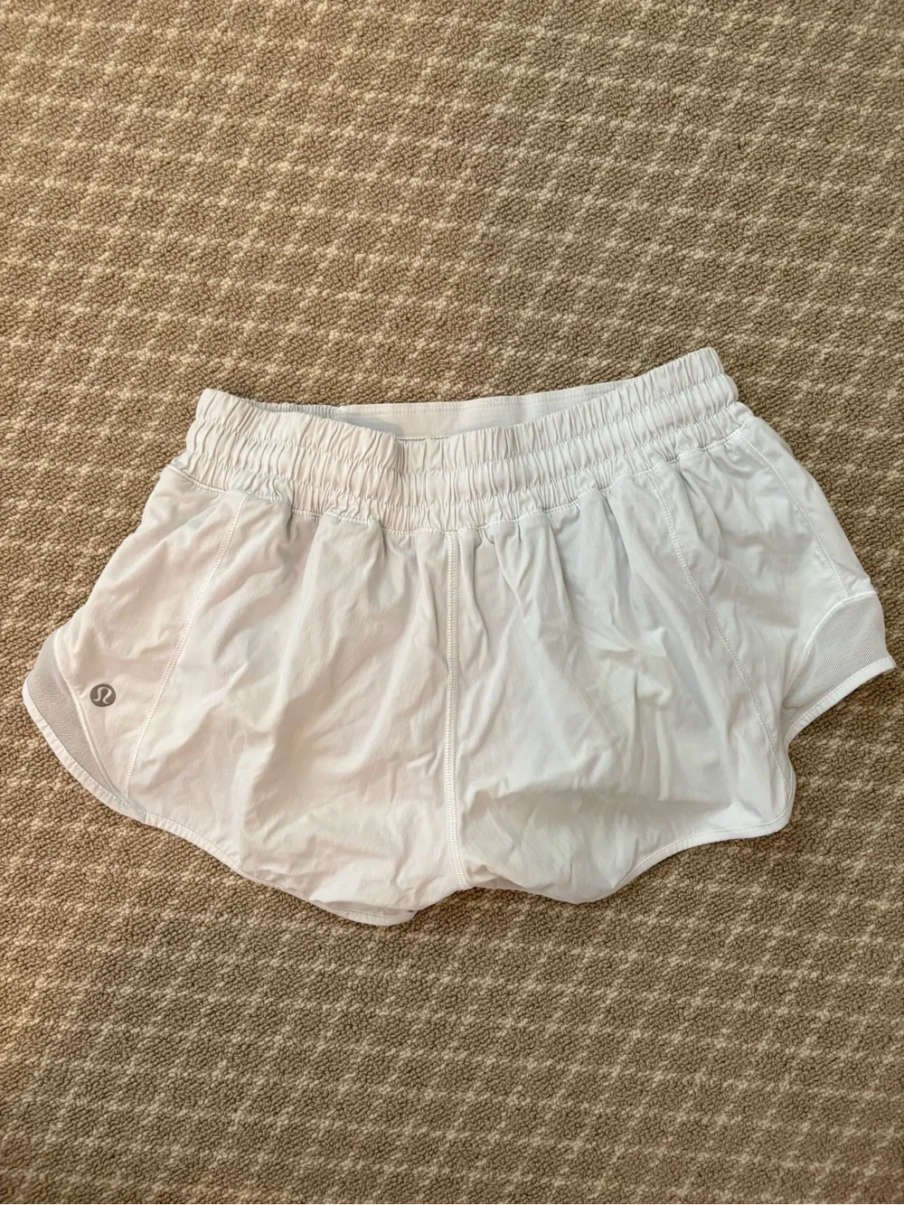 Lululemon Hotty Hot shorts 2.5’’ size 2 pack of 3 - Picture 5 of 7